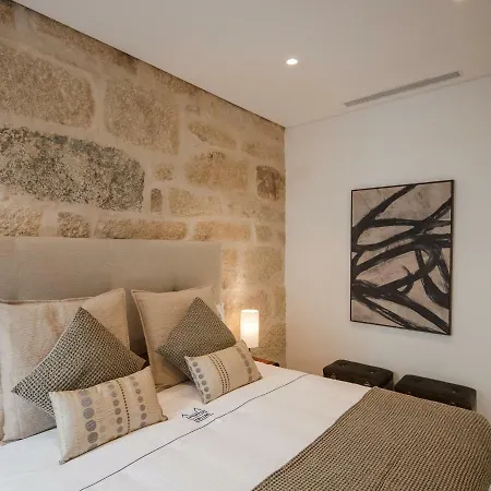 Deluxe Guest house 3*