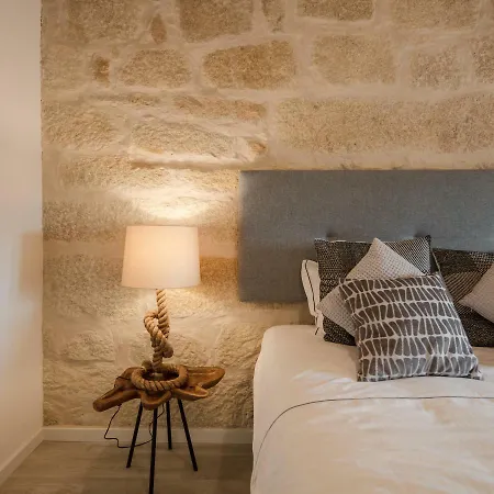 Deluxe 3* Porto