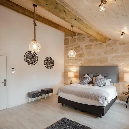 Deluxe Guest house 3*