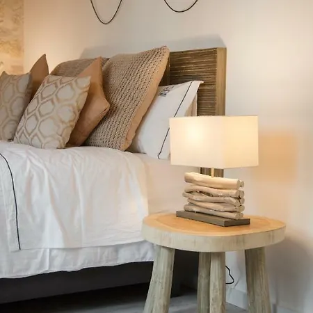 Deluxe 3*